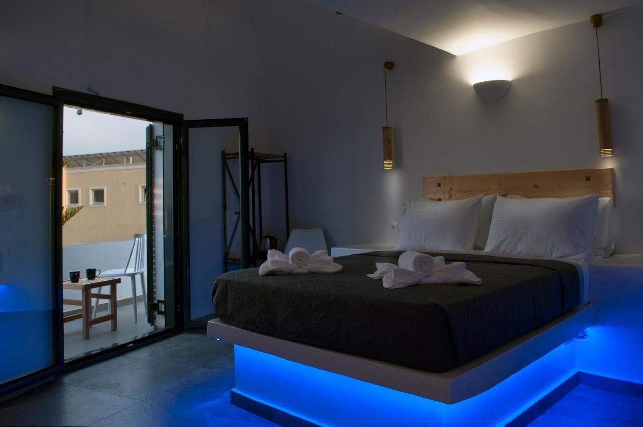 Sun Springs Suites Камарі Екстер'єр фото