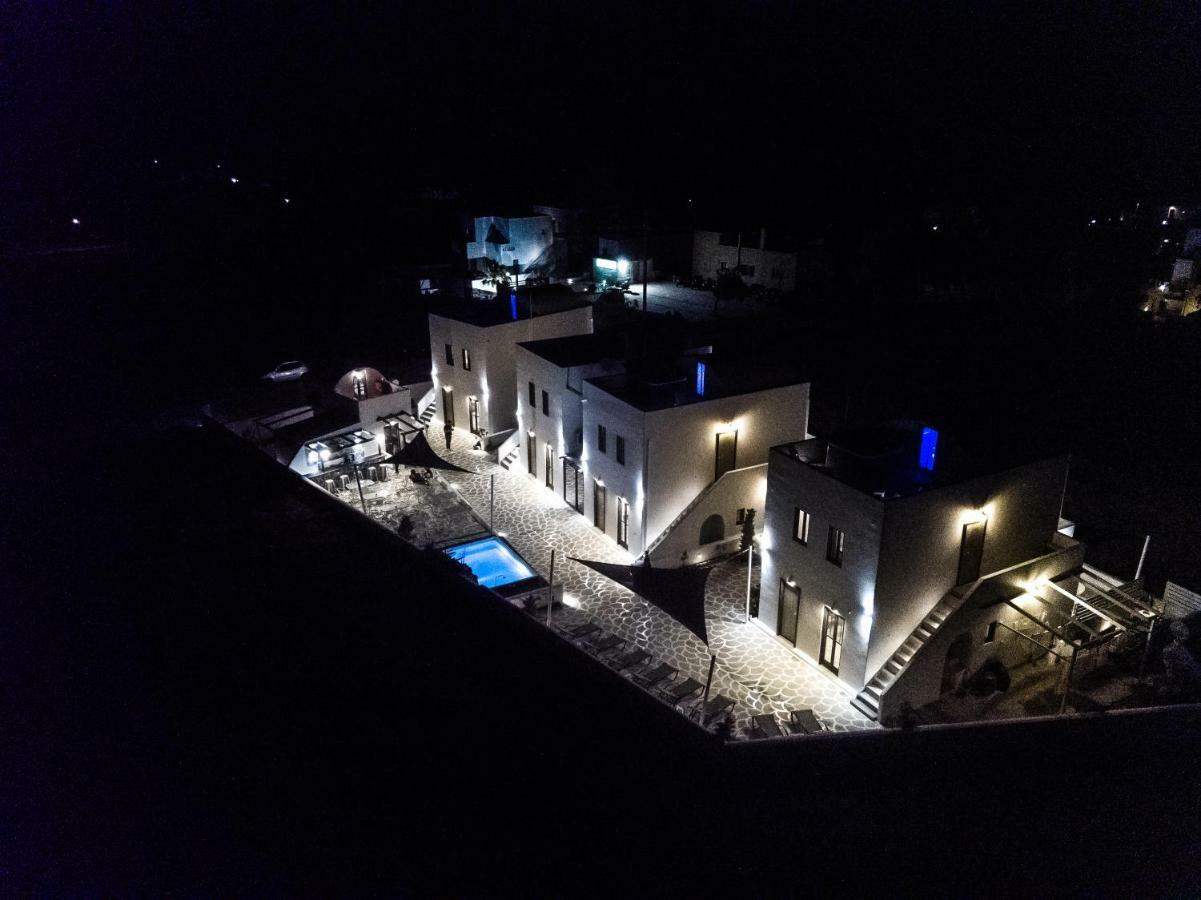 Sun Springs Suites Камарі Екстер'єр фото